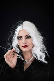 cruella dalmatian halloween makeup