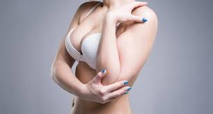 Beschwerden bei großen Brüsten | Brustverkleinerung