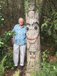 A totem (ojibwe doodem) is a spirit being, sacred object, or symbol that serves as an emblem of a group of people. Totem Pole Donated To Covenant Shores Mercer Island Reporter