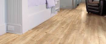 s services of laminate flooring