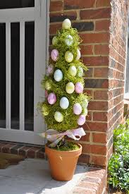 10 easy outdoor easter decorations