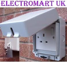 13 amp switched socket ip65 lockable