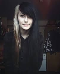 I'm bleaching my black 'scene' hairstyle to have both black and platinum blonde, but i need a style to aim for. Scene Girl Scene Hair Emo Hair Dyed Hair