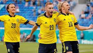 Οι σουηδοί μπήκαν στο ματς με τον…αέρα της (εξασφαλισμένης) πρόκρισης στους «16» του euro, εν αντιθέσει με τους πολωνούς οι οποίοι ήθελαν μόνο τη νίκη για να περάσουν στην επόμενη φάση της διοργάνωσης. S Bvppj05h2h3m