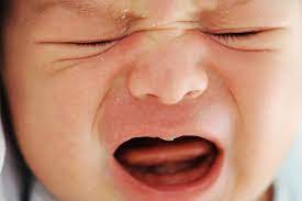 In seltenen fällen kommen babys mit einem ersten zahn zur welt. Durchfall Beim Zahnen Was Hilft Meinem Baby Jetzt Wiado De