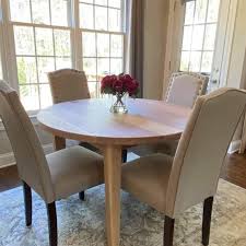 White Oak Round Table Dining Table