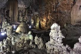 earth paradise cave tour from hue city