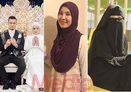 Walau bagaimana pun dia mengakui. Mhrecap Majlis Sanding Datuk Fazley Lisdawati Aktif Berlakon Meski Berpantang Fynn Jamal Bengang Suami Dituduh Biawak Hidup Banyak Lagi Media Hiburan