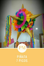 La estrella de 5 y 7 picos son las más características. Pin By Pinatas Mexicanas En Cochabamb On Pinatas Originales Balloon Decorations Balloons Pinata