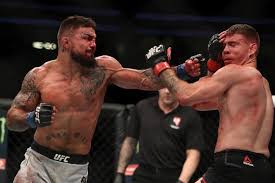 Watch mike perry backstage after his win over mickey gall at fight night. Five Questions With Mike Platinum Perry Ufc
