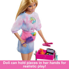 barbie malibu stylist doll 14