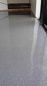 self levelling granite look epoxy floor