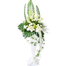 Whether you're attending burial or cremation ceremony, arranging. Flower Wreath For Funeral Malaysia Delivery Petaling Jaya Kl Premium Online Florist In Malaysia Florygift Deliver Flowers Gifts