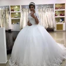 2019 New Designer Ball Gown Wedding Dresses Sequined Beads Tiered Tulle Short Sleeves Wedding Dress Bridal Gowns Vestido De Novia Custom
