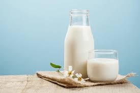牛乳のカロリー&糖質を調べました〜豆乳と比較しながらポイント解説〜 | H2株式会社