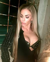 Karabatic gola porno ava Ava Karabatić
