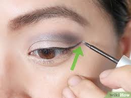 natural makeup for brown eyes