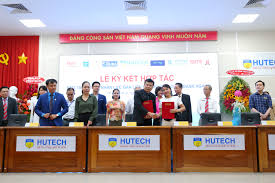 Members of the first cohort of the bsc in animation production & development (bsc apd) edward seaga award for academic excellence. Hiep Phuoc Industrial Park Has Signed A Cooperation Agreement With Hutech University To Train Highly Qualified Human Resources For Enterprises