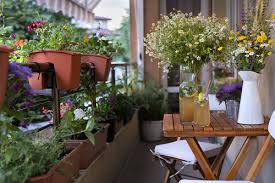 20 small balcony garden ideas to create