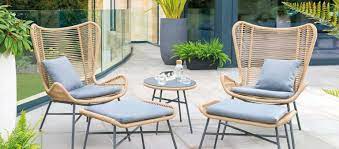 Buying a single garden chair gives you the versatility of extending your seating when having a family party or having somewhere to sit if you only have a tiny balcony and every situation. Garden Furniture Buyers Guide Indoors Outdoors