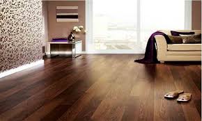 laminate wooden flooring s in