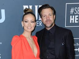 His father is daniel joseph sudeikis, a vice president of a business development and his mother is. Olivia Wilde S Ex Jason Sudeikis Has A New Model Girlfriend