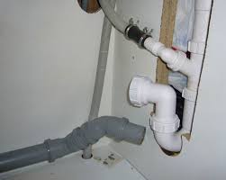 sink waste pipe come apart and won't go