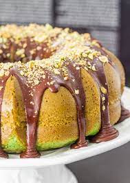 Chocolate Pistachio Bundt Cake gambar png