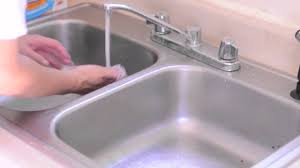 sink using baking soda and vinegar