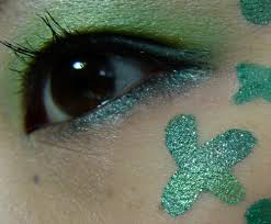 four leaf clover painted face tutorial