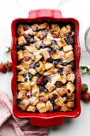 berries cream french toast cerole
