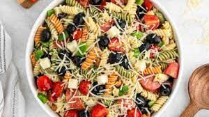 https://www.eatingonadime.com/classic-italian-pasta-salad-recipe/ gambar png
