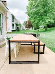 I didn't want to leave all that space open, so i decided to build an outdoor table. Easy Diy Outdoor Table Arinsolangeathome