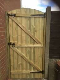 Tongue Groove Tised Wooden Gate