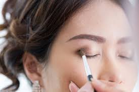 tips on makeup and eye health look