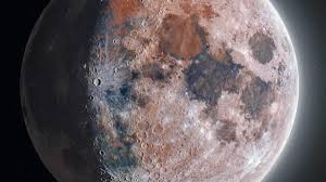 the moon uses over 200 000 images