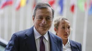 President of ecb & fmr governor of bank of italy. Draghi Brushes Off Trump Accusation Of Currency Manipulation Euractiv Com