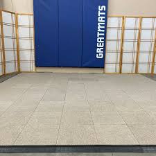 greatmats carpet square modular trade show tiles 20x20 ft kit