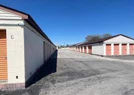 storage units in clarksville tn near