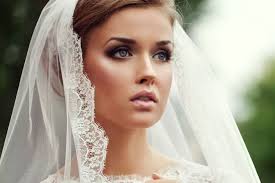 bridal beauty inspiration dramatic eyes