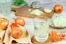 onion water as a natural cold remedy
