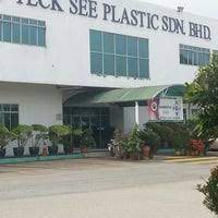 Teck huat (th) is a manufacturing enterprise specializing in the production of auto spare parts for lorries, trailers and heavy vehicles, th manufactures a wide range of product items among th has been in business for more than 20 years. Photos At Teck See Plastics Building