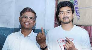 Vijay #sachandrasekhar that all is not well between actor vijay and his father sa chandrasekhar has been obvious for the past. Sa Chandrasekhar I Registered All India Thalapathy Vijay Movement As A Political Party To Make The Cinema Express
