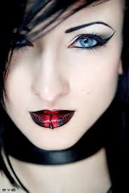 goth eye makeup