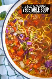 low calorie vegetable soup with zoodles