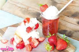 strawberry shortcake moonshine