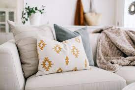 a simple guide to styling throw pillows