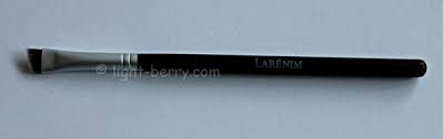 eyeliner larenim and bdellium tools