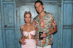 However, she never confirmed it and she has been dating only male partners since. Halsey And G Eazy Taking Some Time Apart After 1 Year Of Dating Billboard