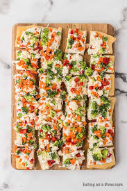 crescent roll veggie pizza how to